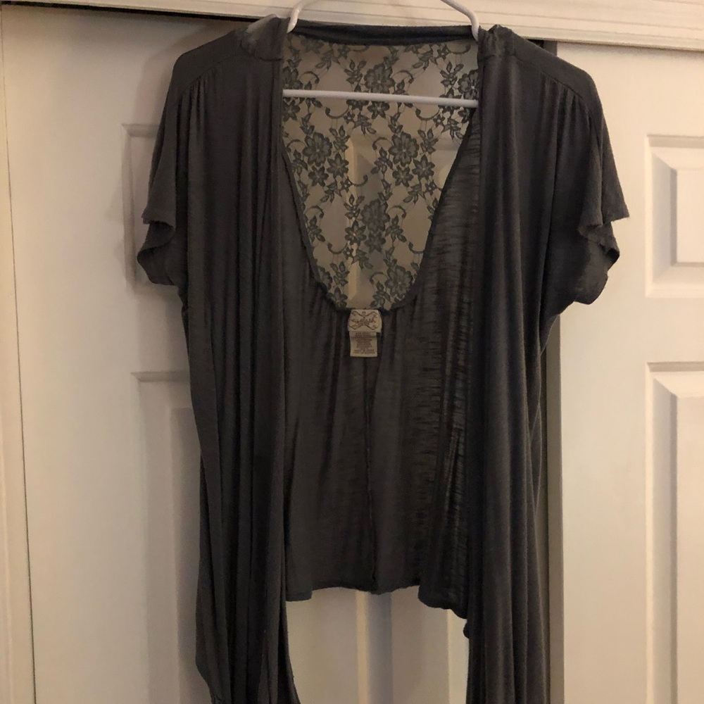 Flowy short sleeved cardigan